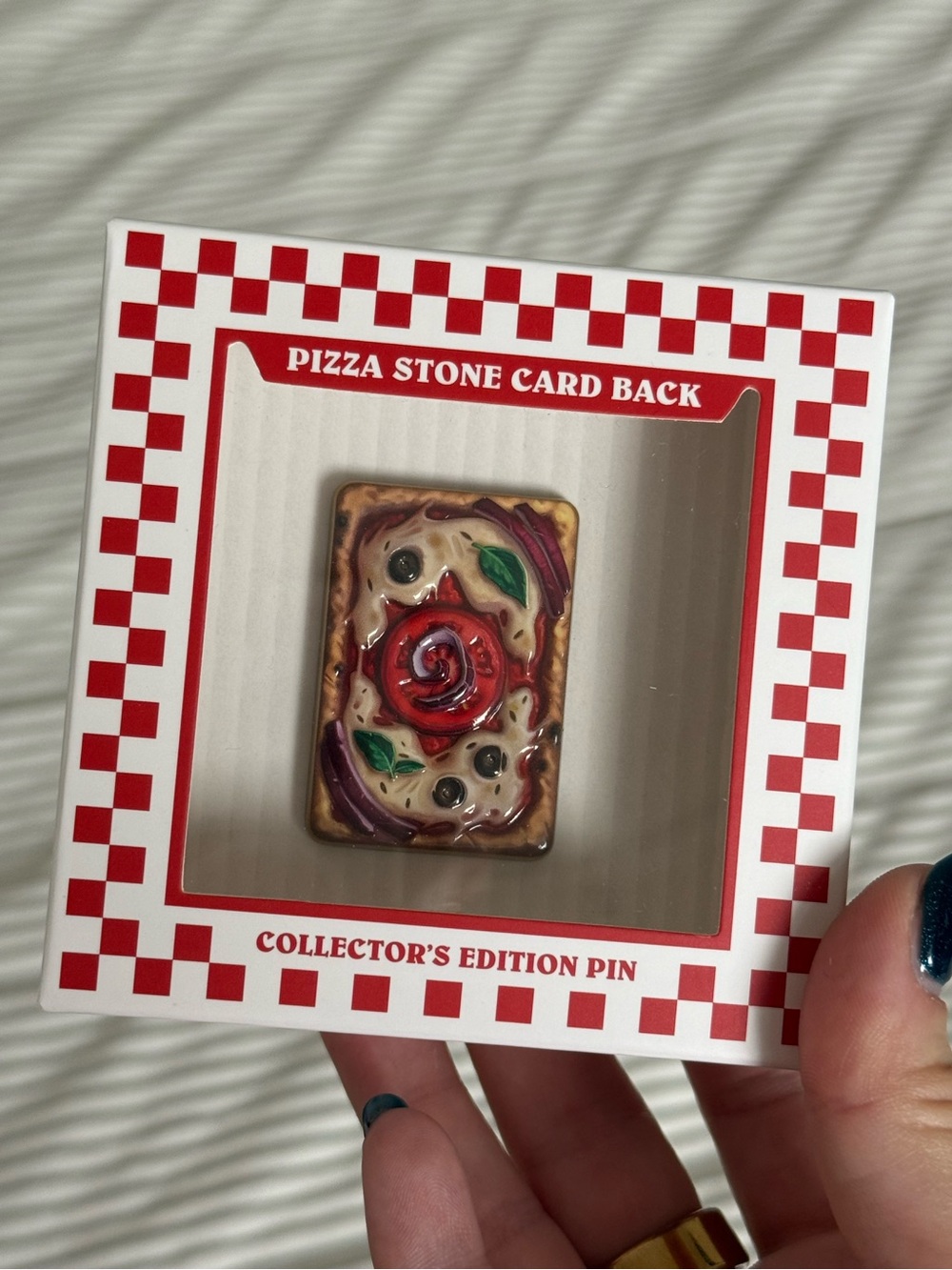 Blizzard Hearthstone Pizza Stone Card Back Collector's Edition Pin LE 2500 New